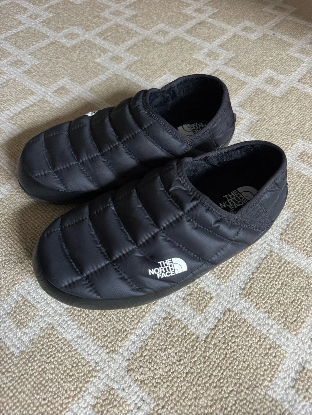 The North Face ThermoBall Traction Mule V Slippers Black Size 7